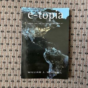 Book . e-topia